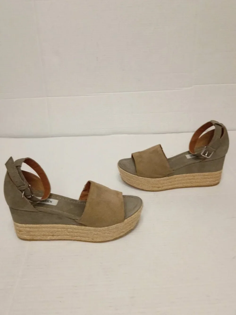 Steve Madden Apolo Taupe Espadrille Wedge Sandals Women’s Size 9M